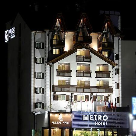 Cheonan Metro Tourist Hotel Экстерьер фото