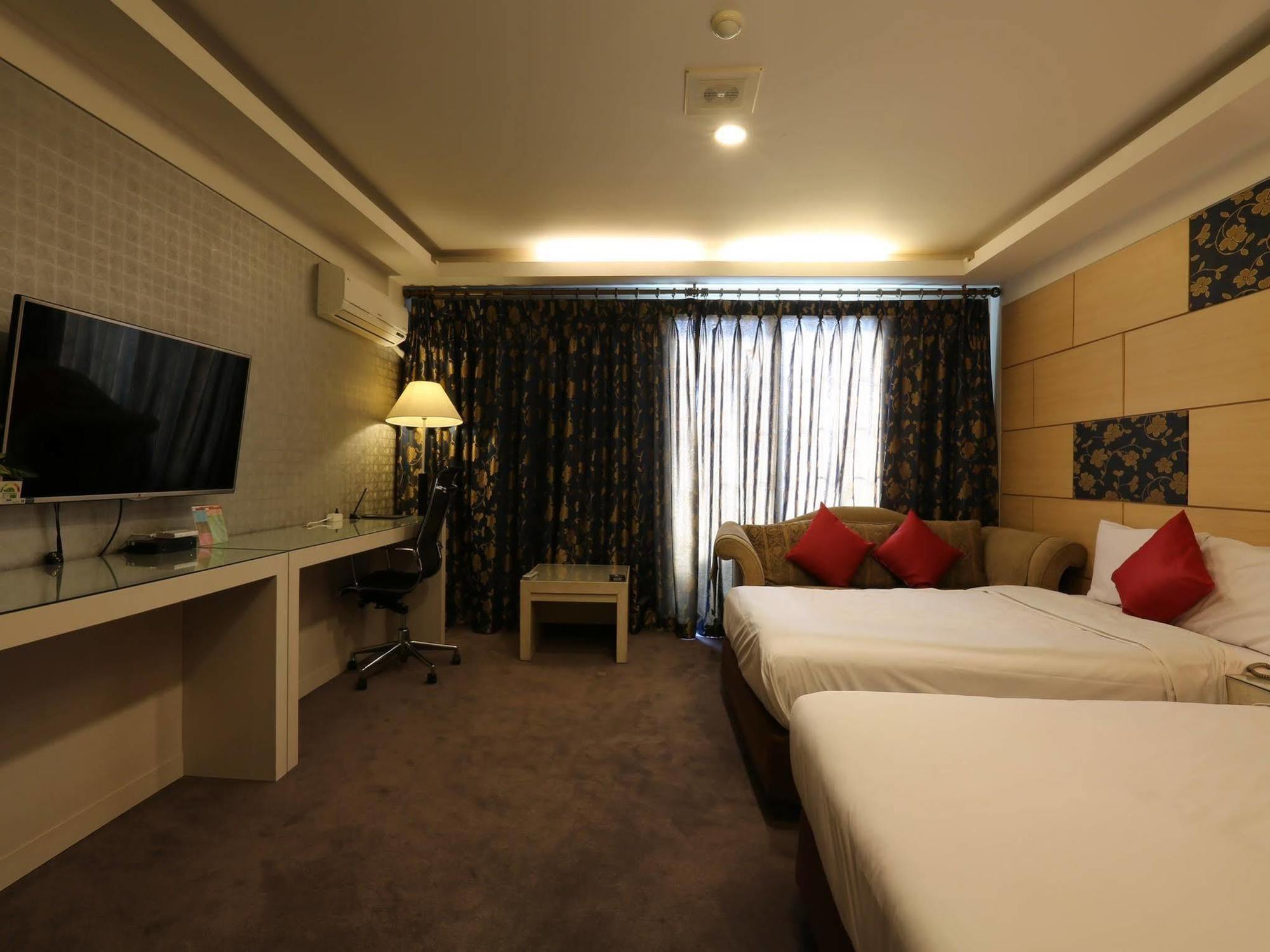 Cheonan Metro Tourist Hotel Экстерьер фото