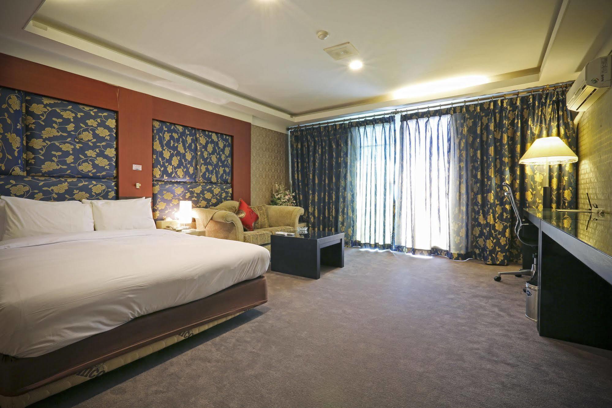 Cheonan Metro Tourist Hotel Экстерьер фото
