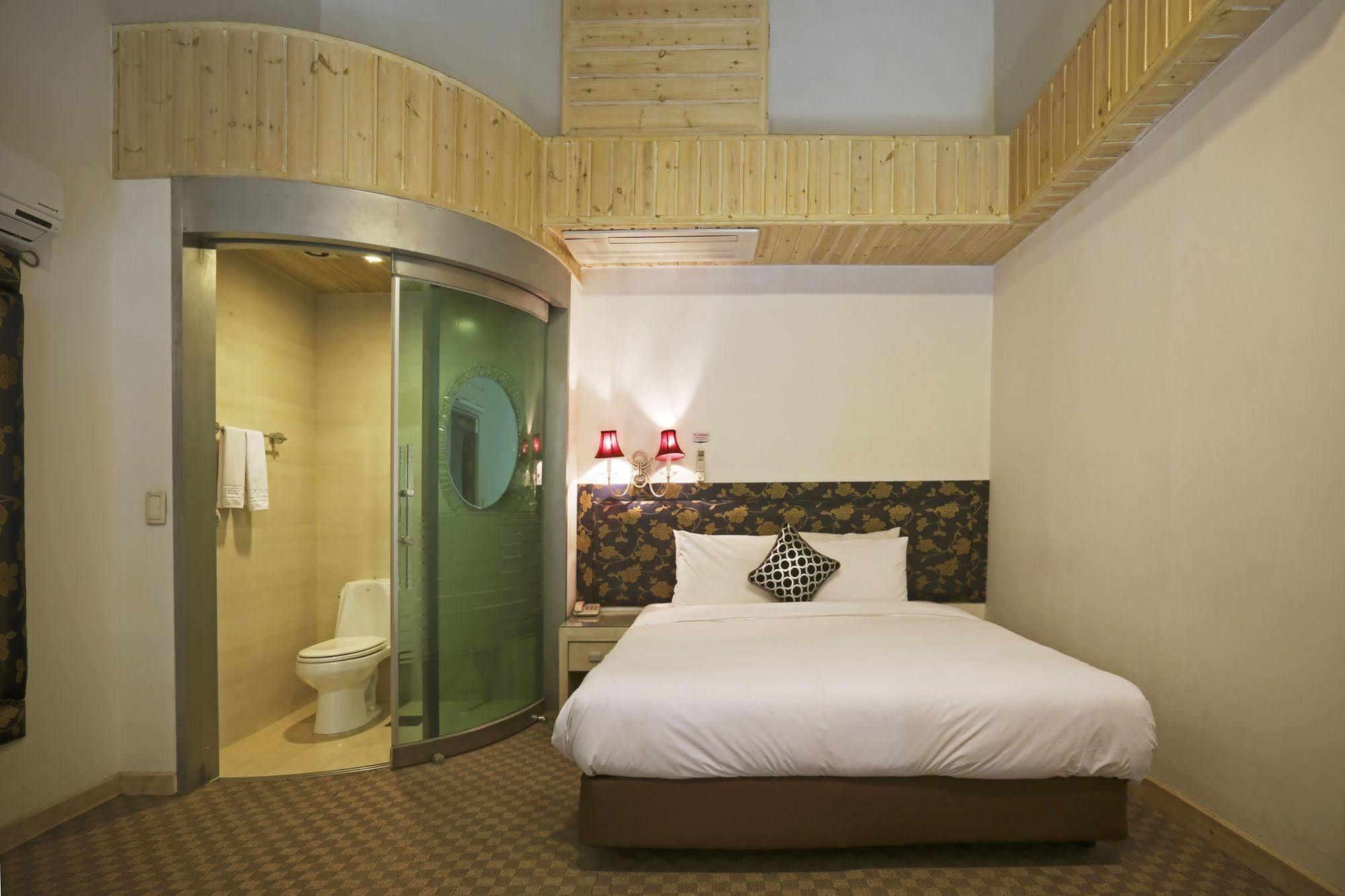 Cheonan Metro Tourist Hotel Экстерьер фото